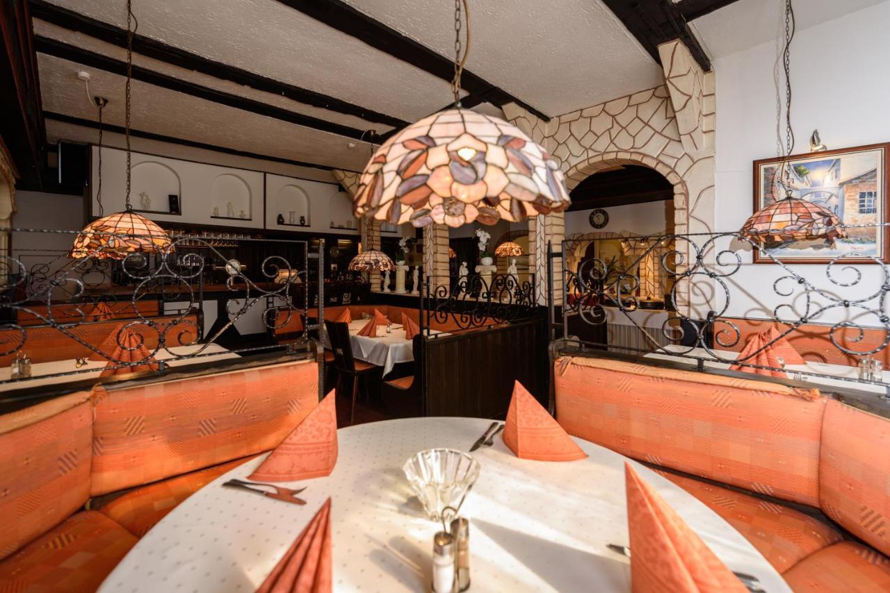 Hotel Deutsches Haus Aerzen Εξωτερικό φωτογραφία