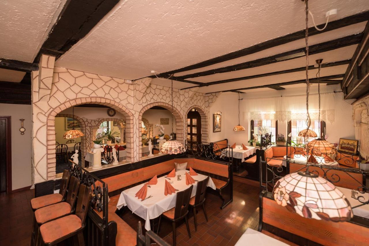 Hotel Deutsches Haus Aerzen Εξωτερικό φωτογραφία